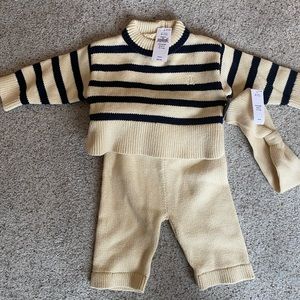 NWT GAP three piece sweater set